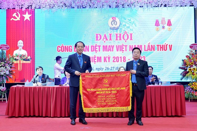 25 năm phát triển Công đoàn Dệt May Việt Nam: Đại diện tin cậy của người lao động – Đối tác hiệu quả của nhà quản lý